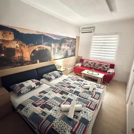Center Apartment *